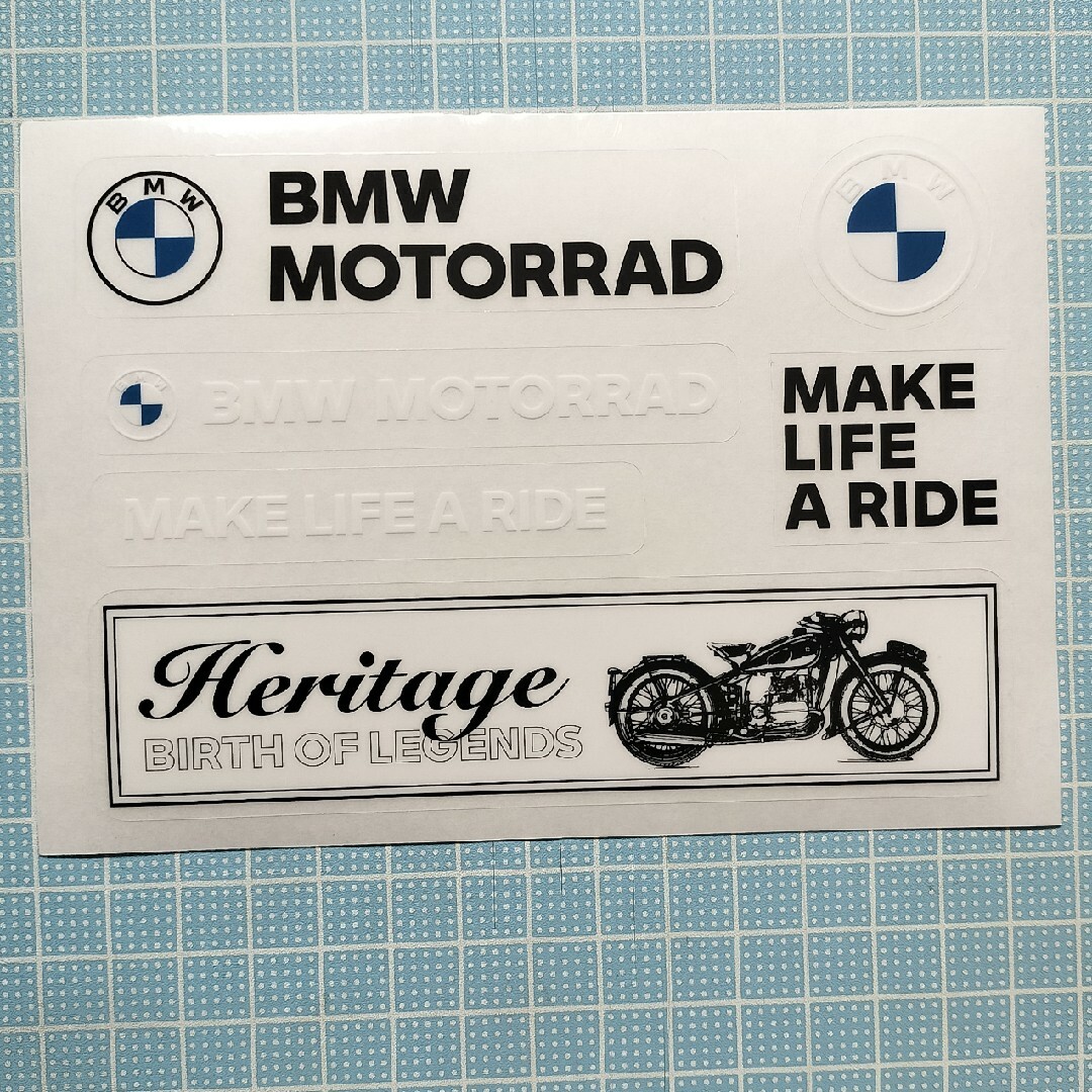 BMW(ビーエムダブリュー)のBMW motorrad 新品ステッカー　2枚セット 自動車/バイクのバイク(装備/装具)の商品写真