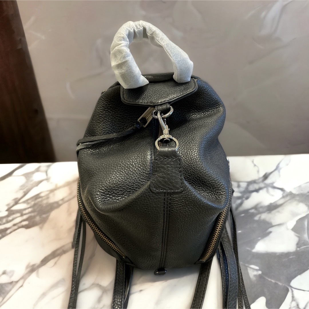 新品、未使用レベッカミンコフ(URI MINKOFF)レザーリュックブラック