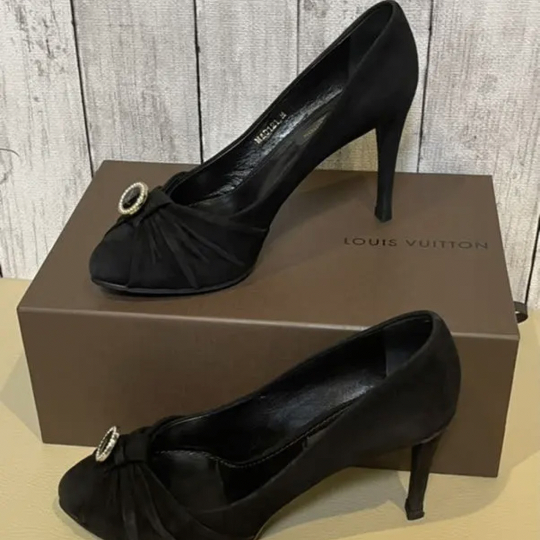 LOUIS VUITTON(ルイヴィトン)の【BLACK　FRIDAY】ルイヴィトン　ヒール レディースの靴/シューズ(ハイヒール/パンプス)の商品写真