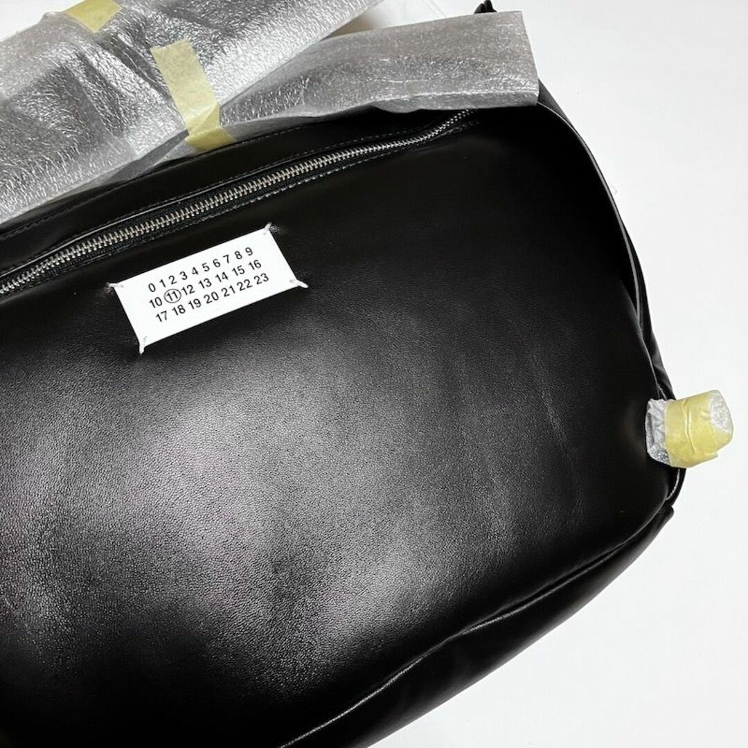 Maison Margiela（旧Maison Martin Margiela）(メゾンマルジェラ)の新品 定価27.7万 マルジェラ 22aw ショルダーバッグ 4027 メンズのバッグ(メッセンジャーバッグ)の商品写真
