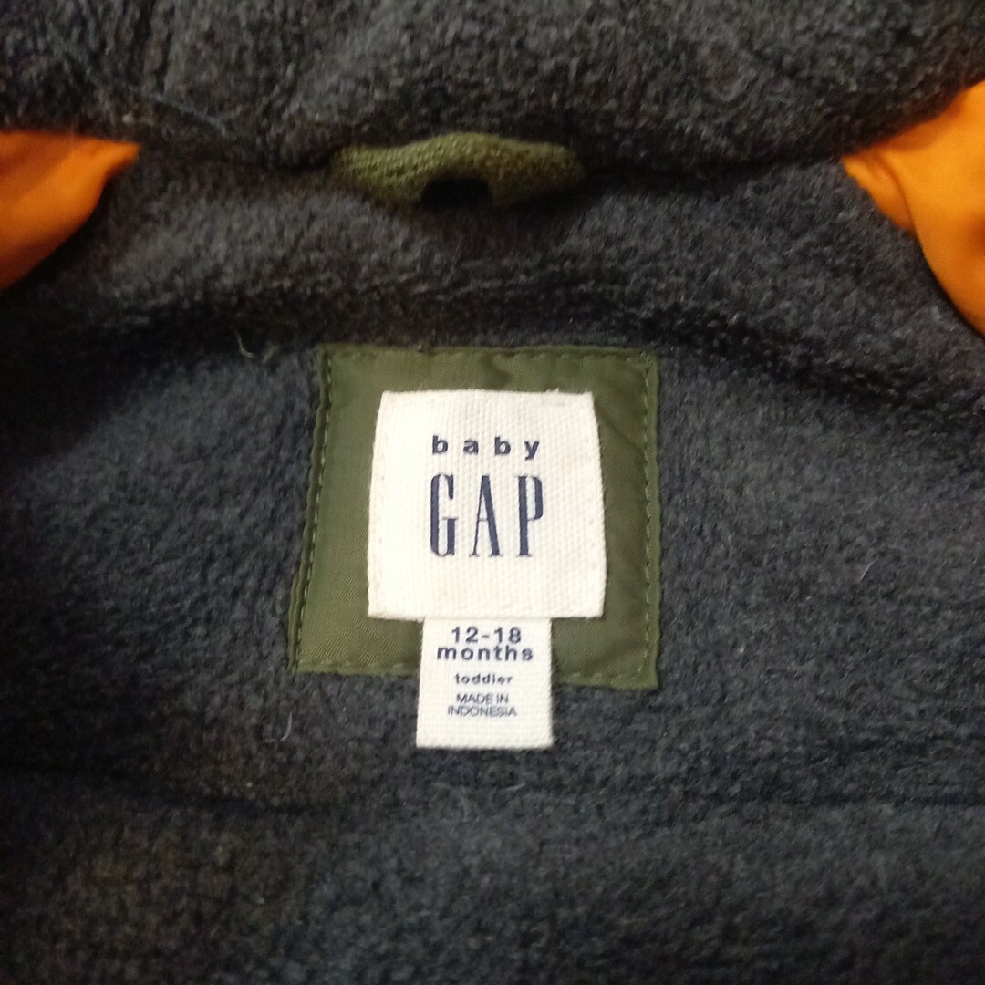 babyGAP(ベビーギャップ)のGAP　あったかダウンコート　80cm キッズ/ベビー/マタニティのベビー服(~85cm)(ジャケット/コート)の商品写真