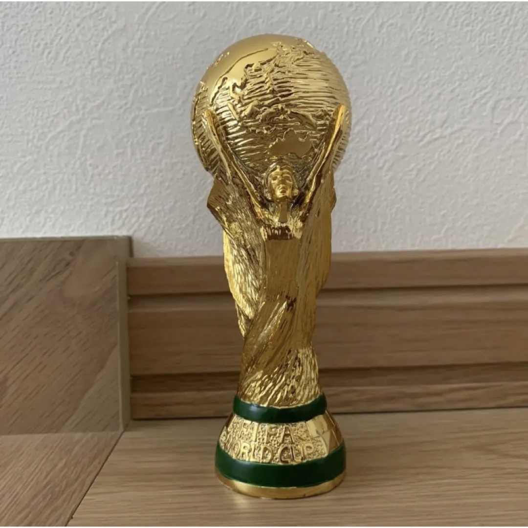 FIFA サッカー ワールドカップ トロフィー レプリカ W杯 ユニフォーム