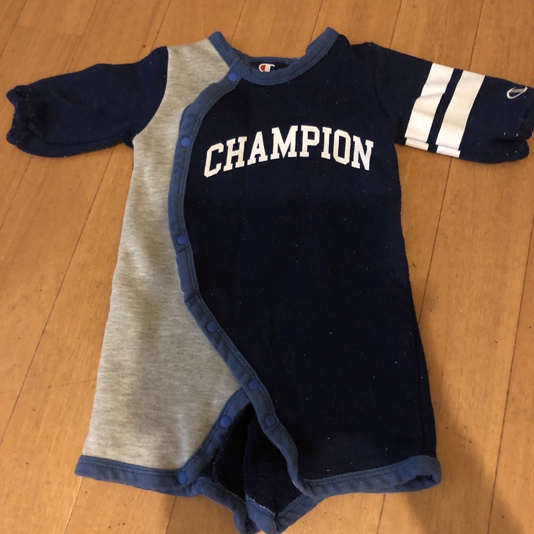 Champion(チャンピオン)のチャンピオン　ロンパース キッズ/ベビー/マタニティのベビー服(~85cm)(ロンパース)の商品写真