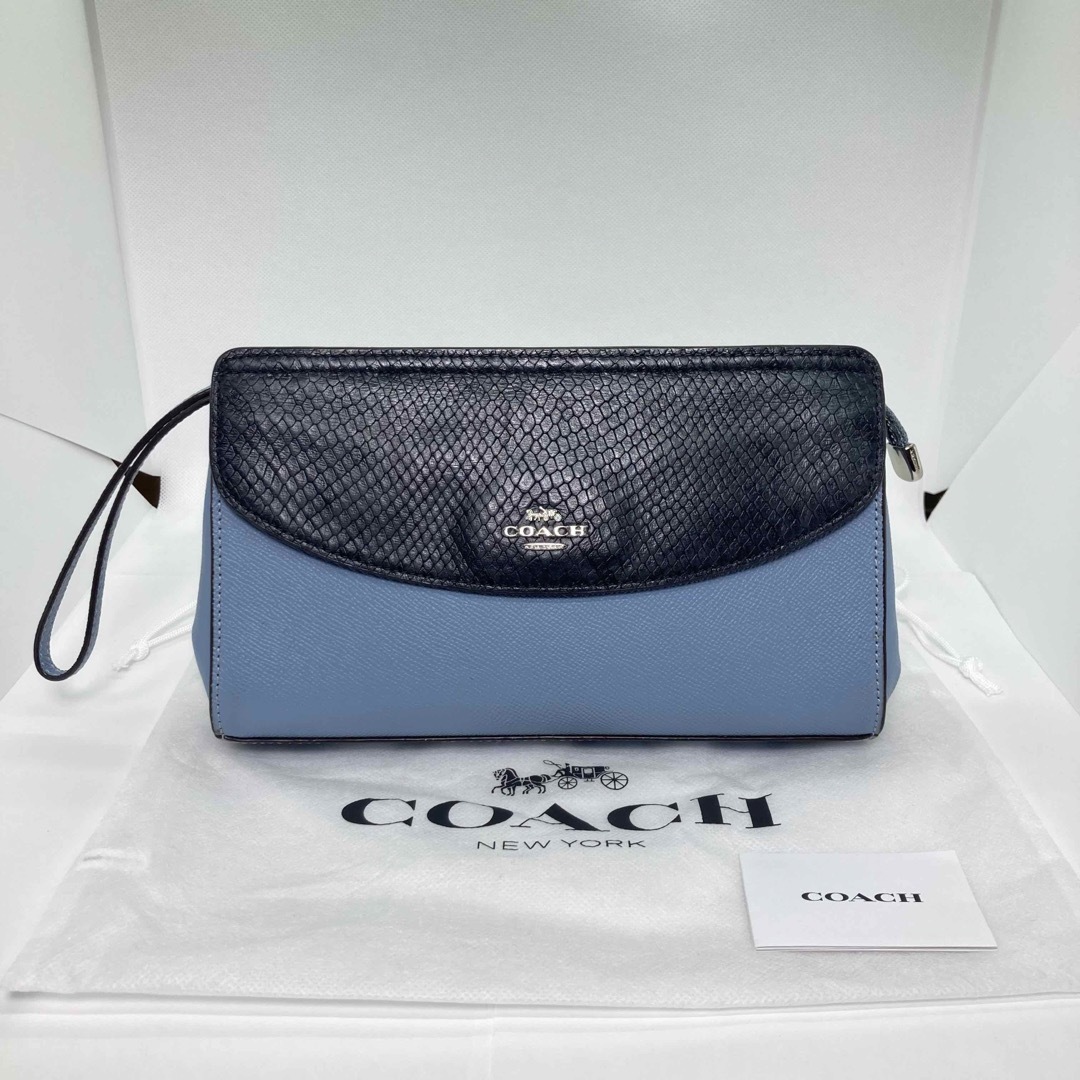 美品 COACH コーチ スネーク エンベロープ ストラップ クラッチバッグ