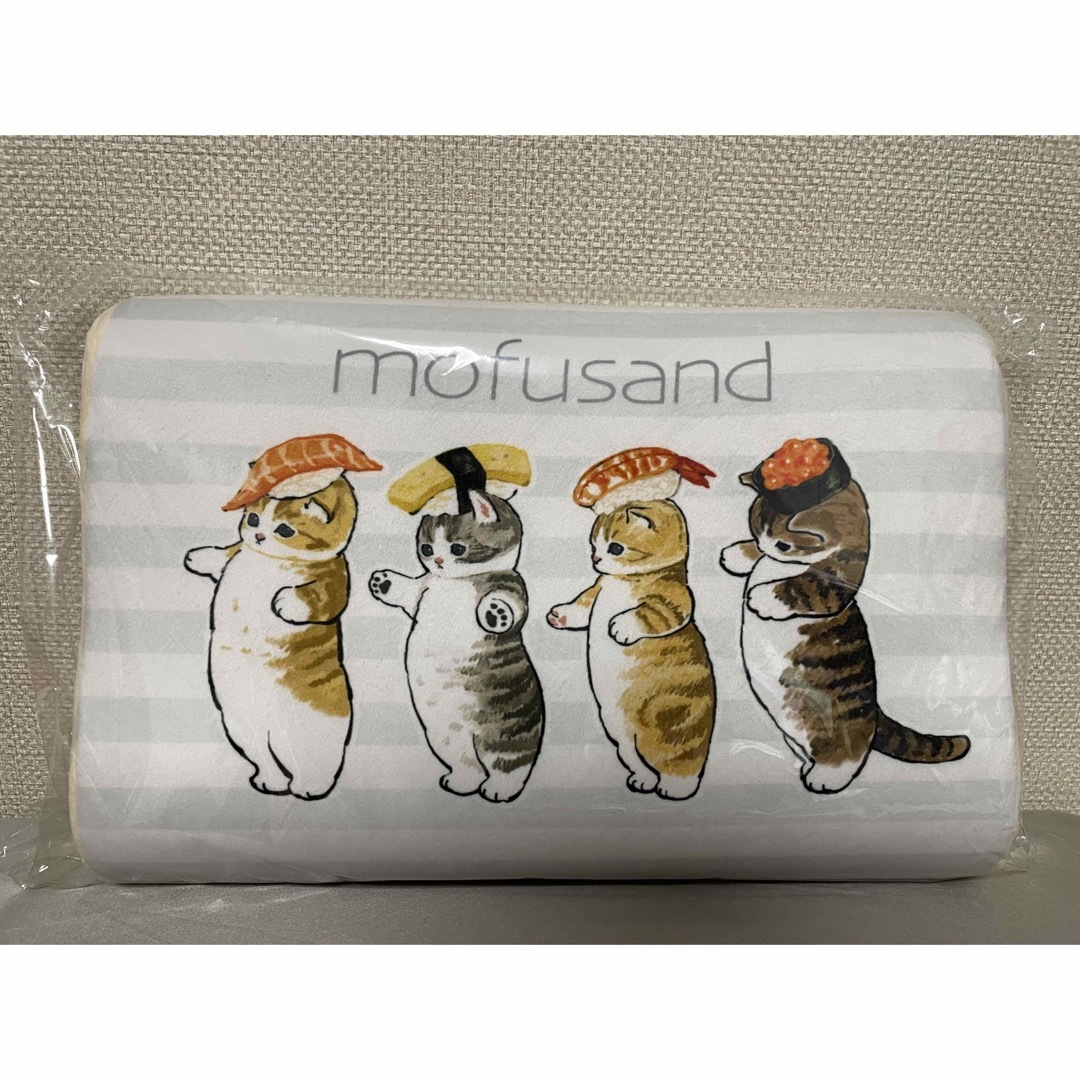 新品　mofusand　低反発まくら　わんぱくメニュー エンタメ/ホビーのおもちゃ/ぬいぐるみ(キャラクターグッズ)の商品写真