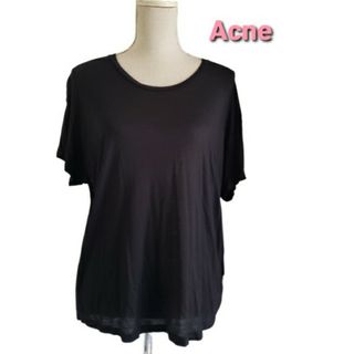 アクネ(ACNE)の【専用】大変美品　ACNE  三越伊勢丹　シンプルなTシャツ　モード系(カットソー(半袖/袖なし))