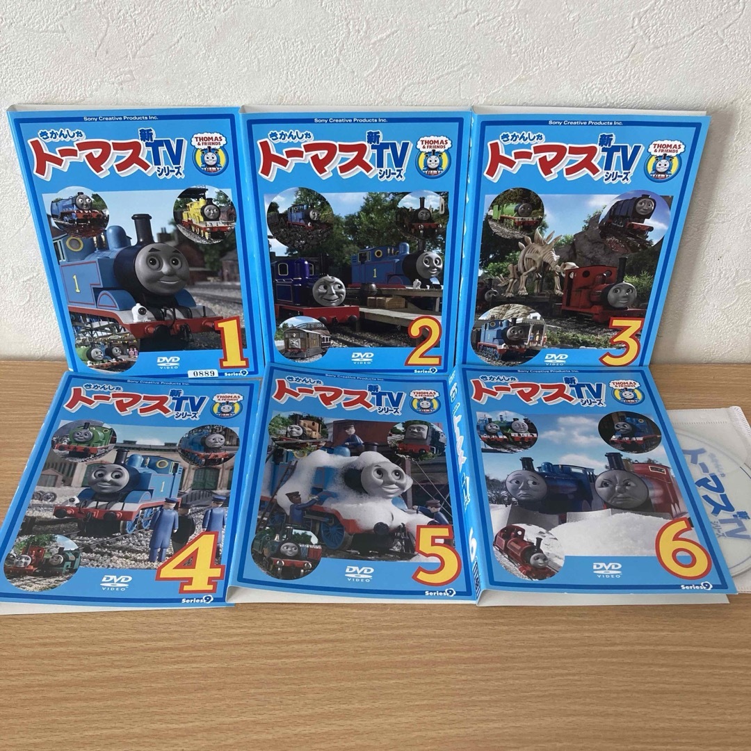 THOMAS(トーマス)のきかんしゃトーマス 新TVシリーズ　シリーズ 9  DVD  全6巻 エンタメ/ホビーのDVD/ブルーレイ(キッズ/ファミリー)の商品写真