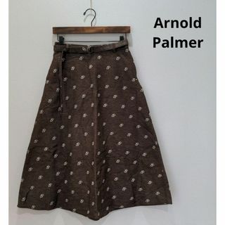 アーノルドパーマー(Arnold Palmer)のアーノルドパーマー ベルト付 ミモレ丈 フレアスカート ブラウン レディース(ひざ丈スカート)