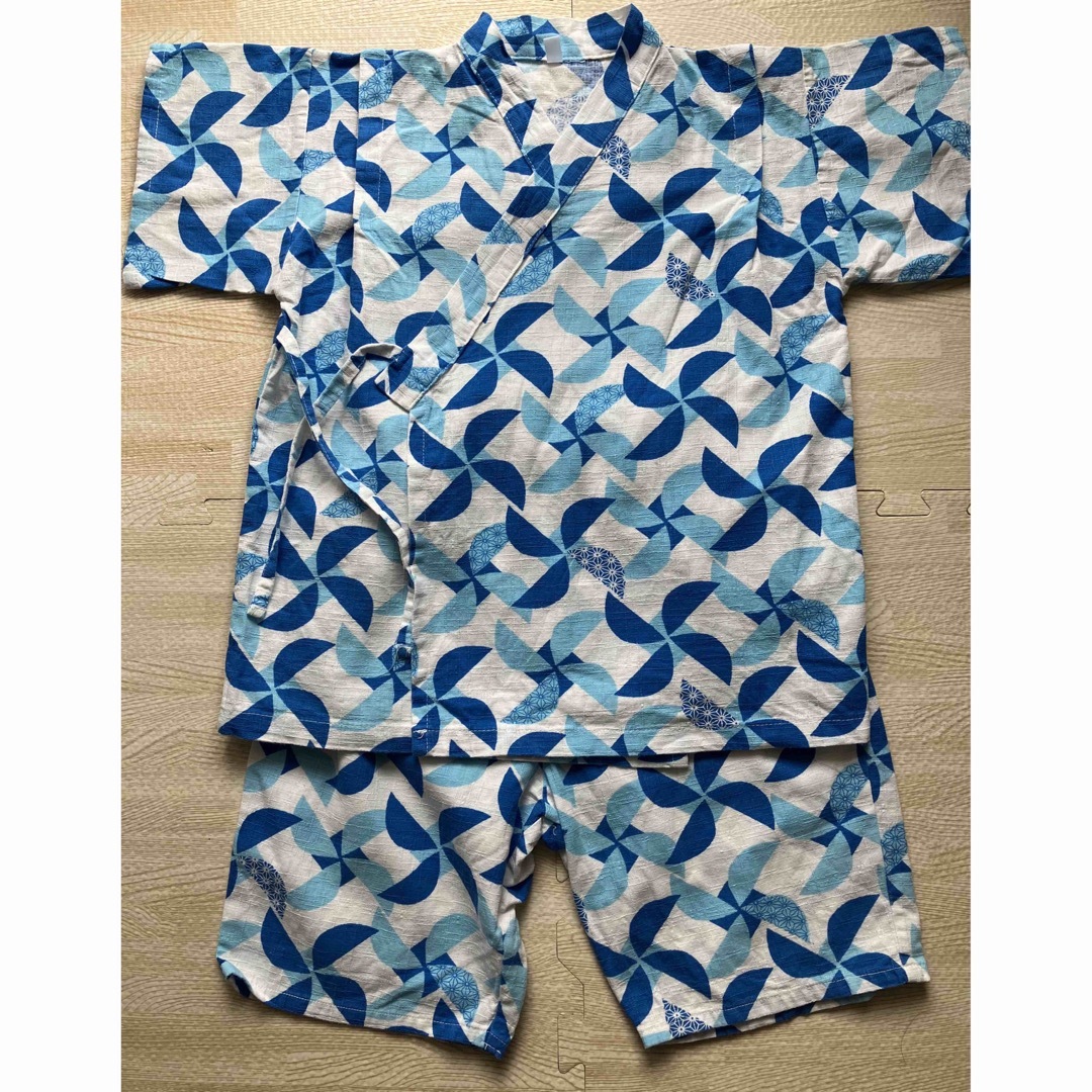 甚平男の子用 キッズ/ベビー/マタニティのキッズ服男の子用(90cm~)(甚平/浴衣)の商品写真