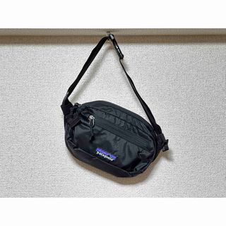 パタゴニア(patagonia)のUltralight Black Hole Mini Hip Pack(ボディーバッグ)