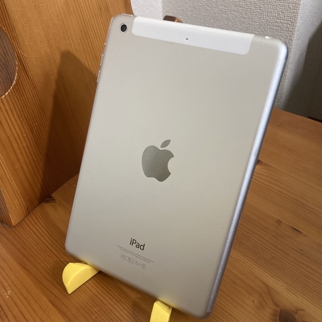 iPad mini2 16GB セルラー（docomo）