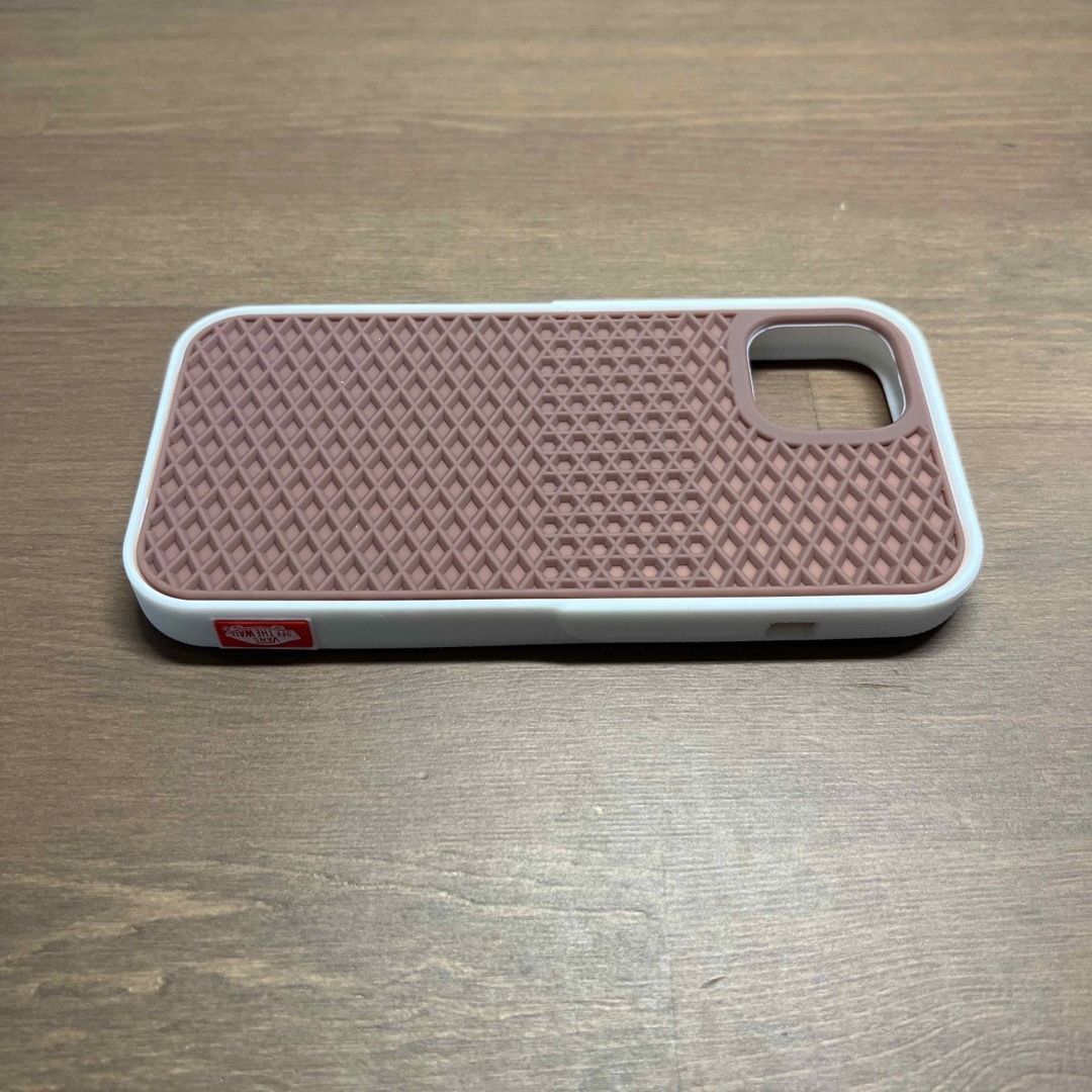 VANS(ヴァンズ)の【新入荷】iPhone13/14ケース vans バンズ　 スマホ/家電/カメラのスマホアクセサリー(iPhoneケース)の商品写真