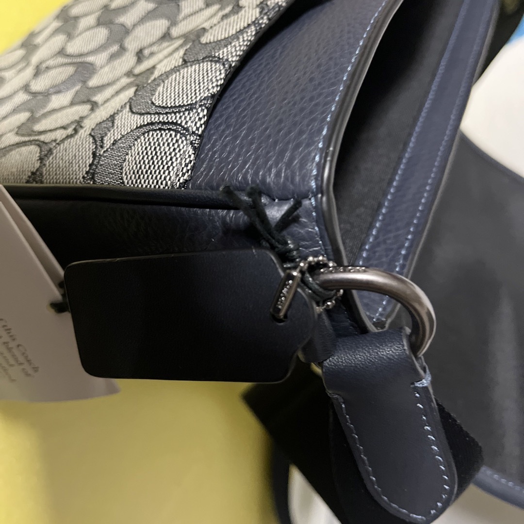 COACH(コーチ)のCOACHメンズバック メンズのバッグ(ショルダーバッグ)の商品写真