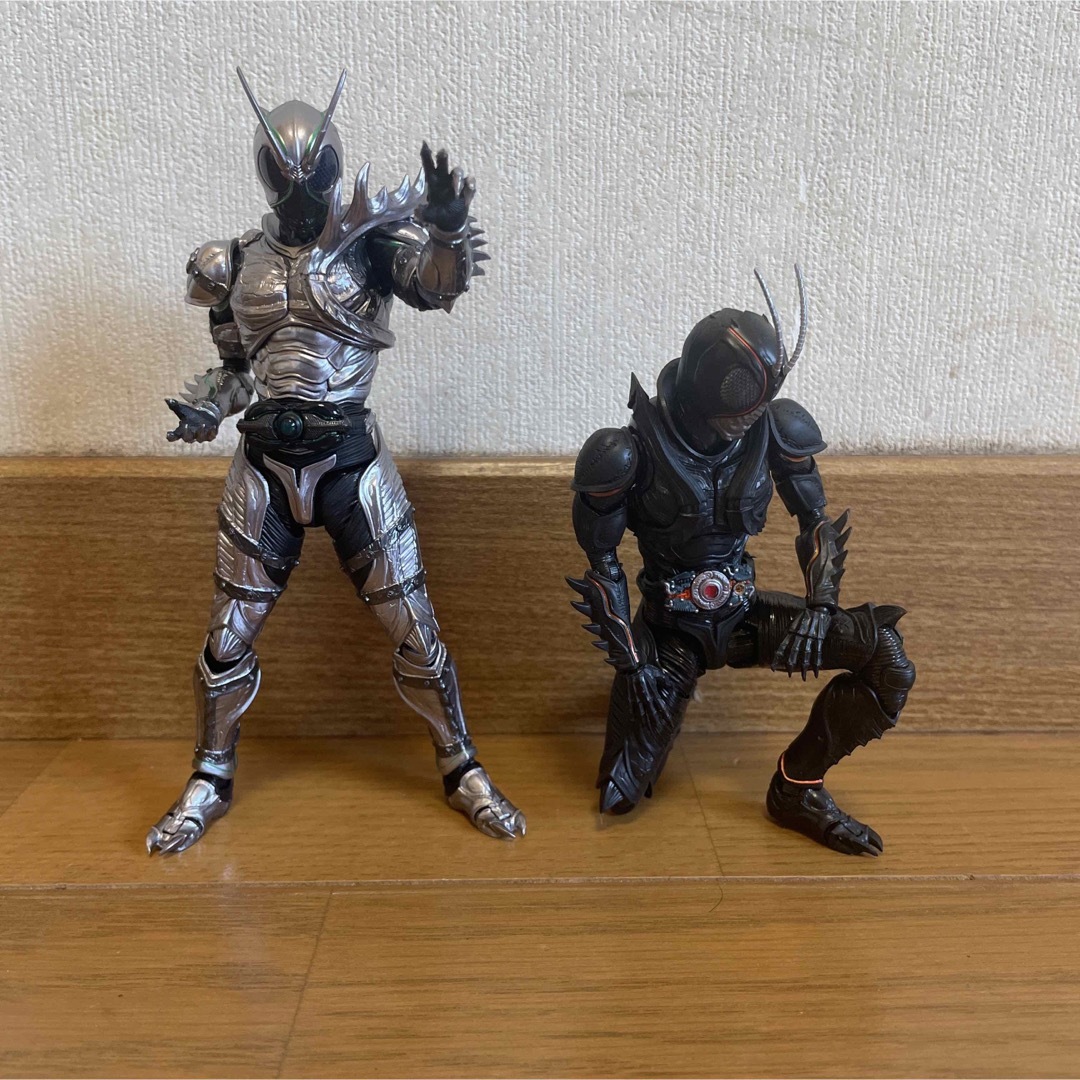 BANDAI - S.H.Figuarts 仮面ライダー ブラックサン シャドームーンの