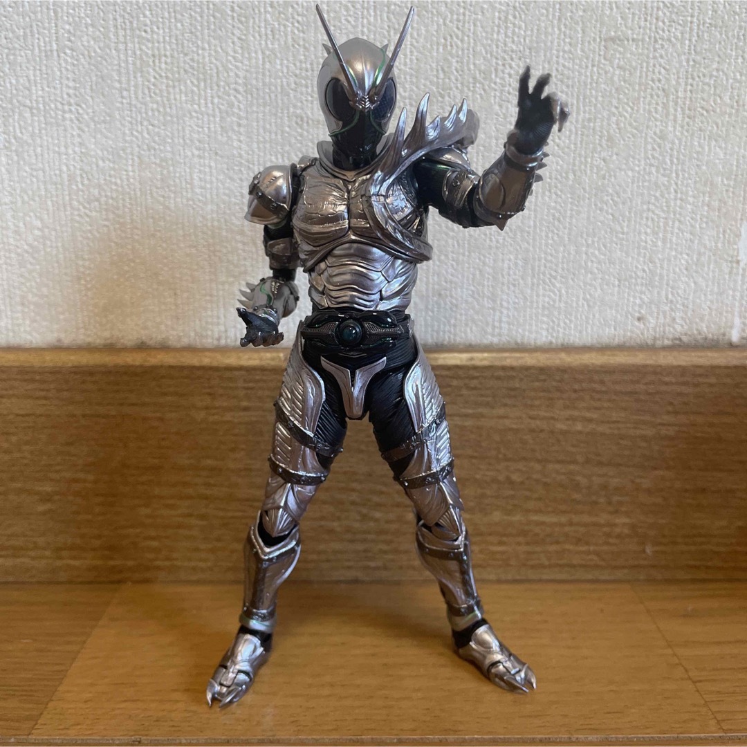 BANDAI - S.H.Figuarts 仮面ライダー ブラックサン シャドームーンの