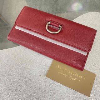 バーバリー(BURBERRY)の【新品】BURBERRY バーバリー Dリング 長財布 三つ折り レッド(財布)