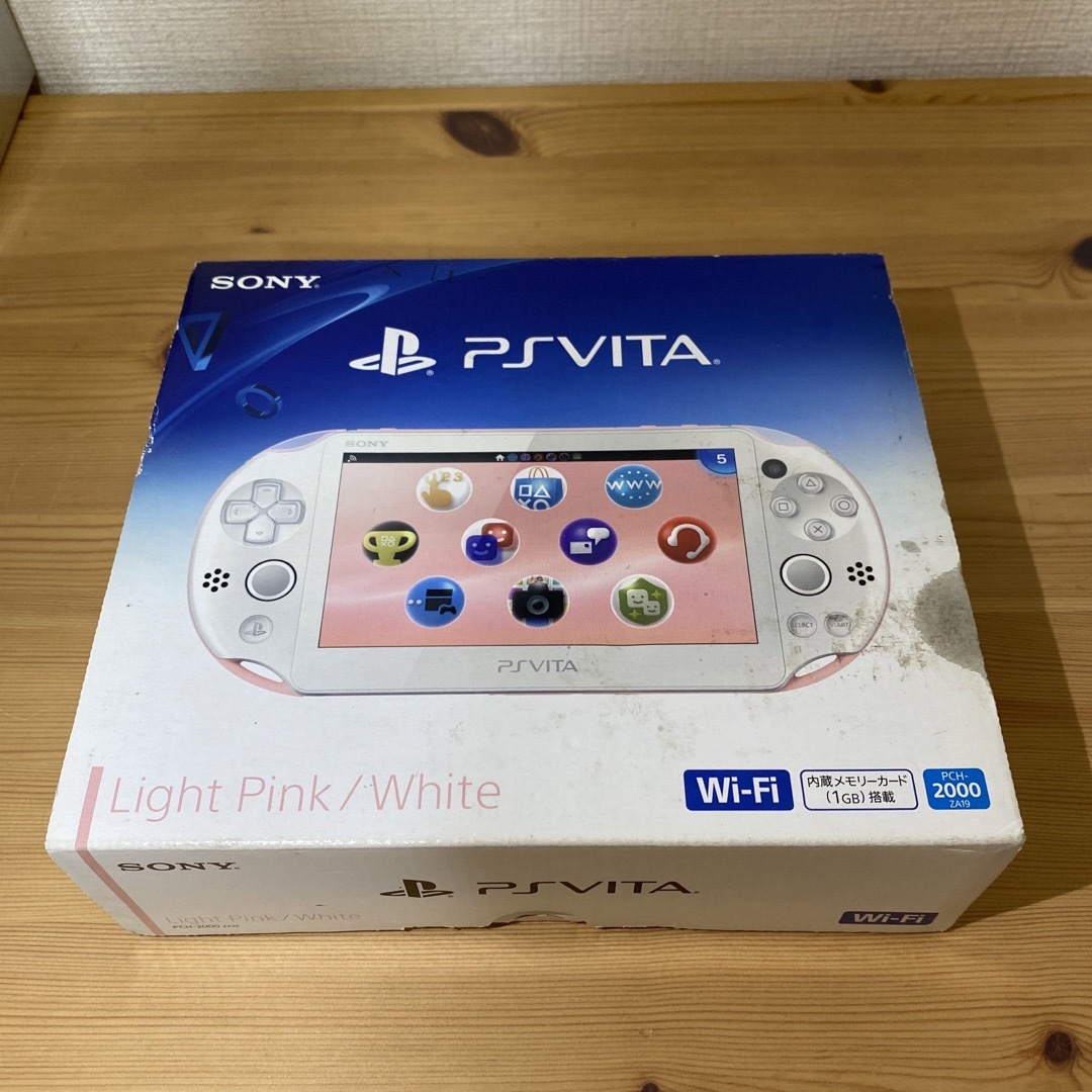 PlayStation®Vita PCH-2000ライトピンク/ホワイトジャンクの通販 by と ...