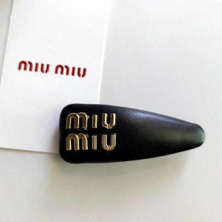 激安通販 miumiu ミュウミュウ ベルベット ラインストーンロゴ