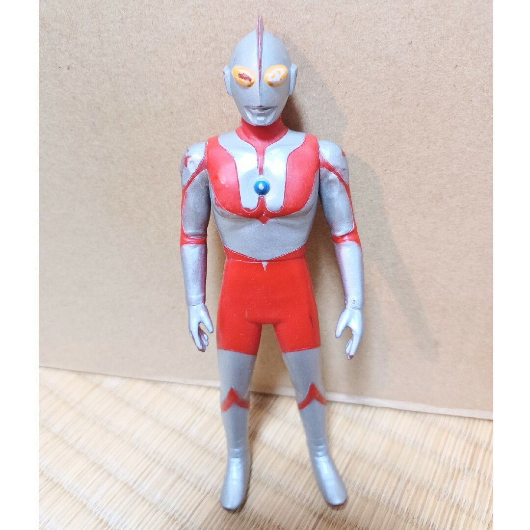 ウルトラマン　約16cm　2000年　ソフビ　フィギュア　ウルトラ怪獣 | フリマアプリ ラクマ