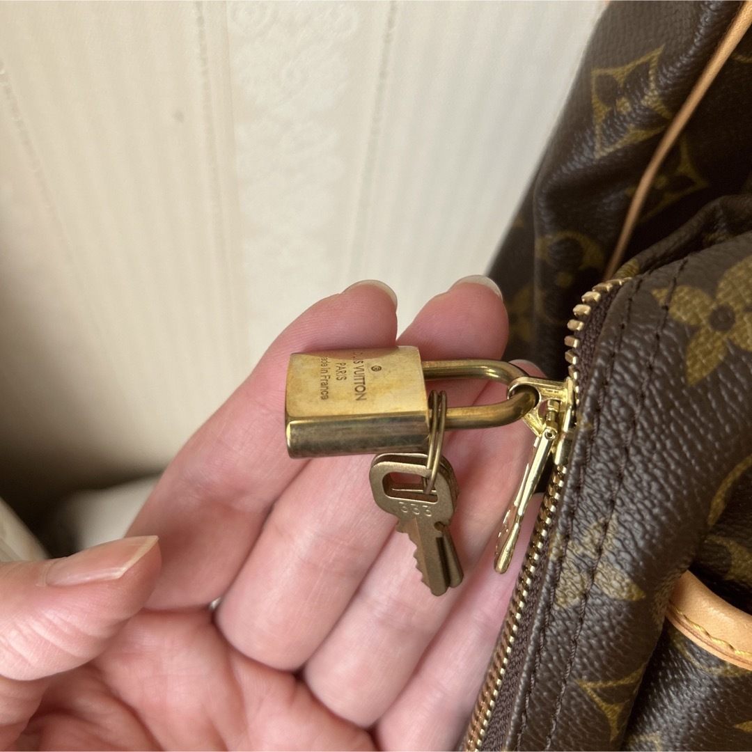 LOUIS VUITTON(ルイヴィトン)の新品　LOUIS VUITTON   ルイヴィトン　サックシャス メンズのバッグ(トラベルバッグ/スーツケース)の商品写真