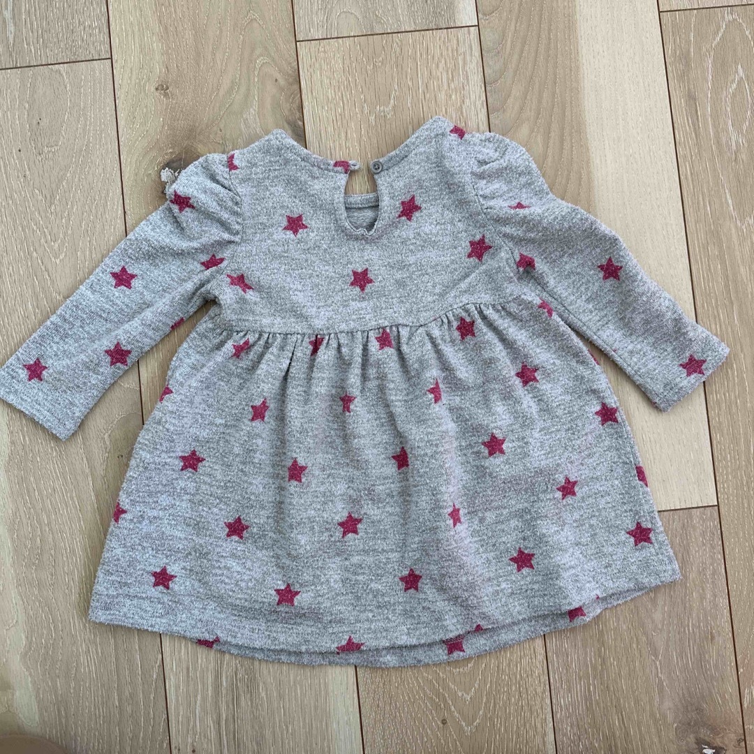 babyGAP(ベビーギャップ)のベビーギャップ80㎝ キッズ/ベビー/マタニティのベビー服(~85cm)(ニット/セーター)の商品写真