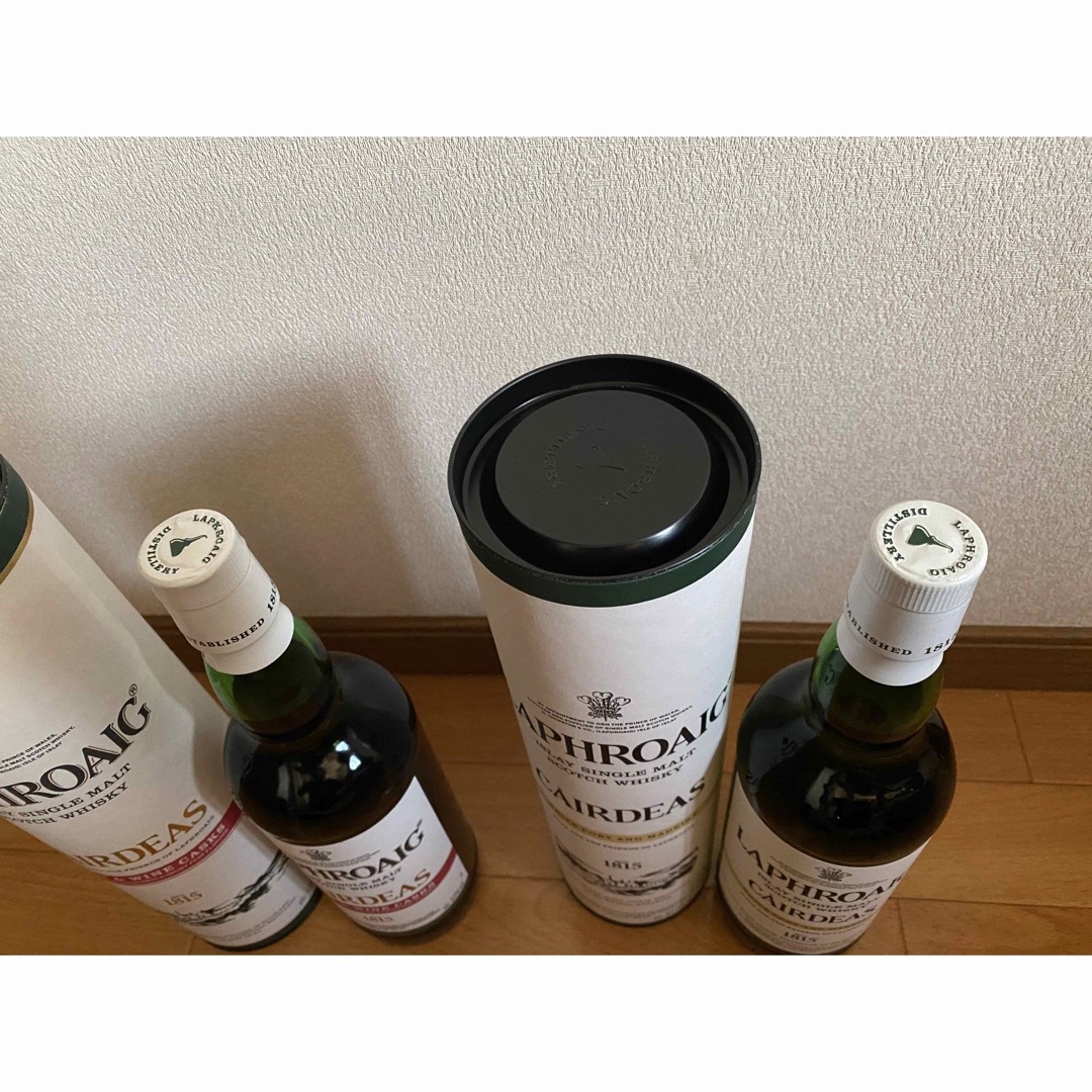 ラフロイグ　カーディス2023 & 2020   2本セット 食品/飲料/酒の酒(ウイスキー)の商品写真