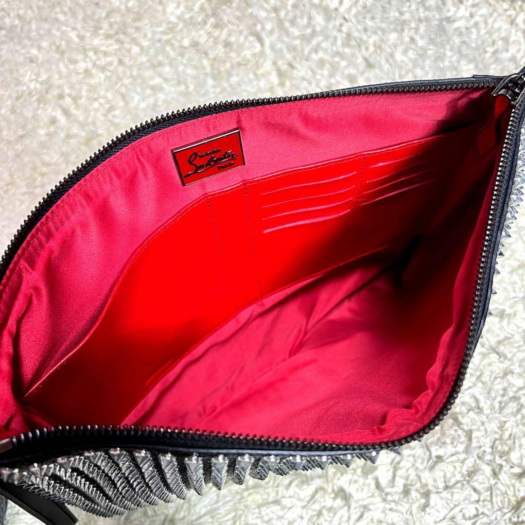 Christian Louboutin - 未使用級✨クリスチャン ルブタン クラッチ