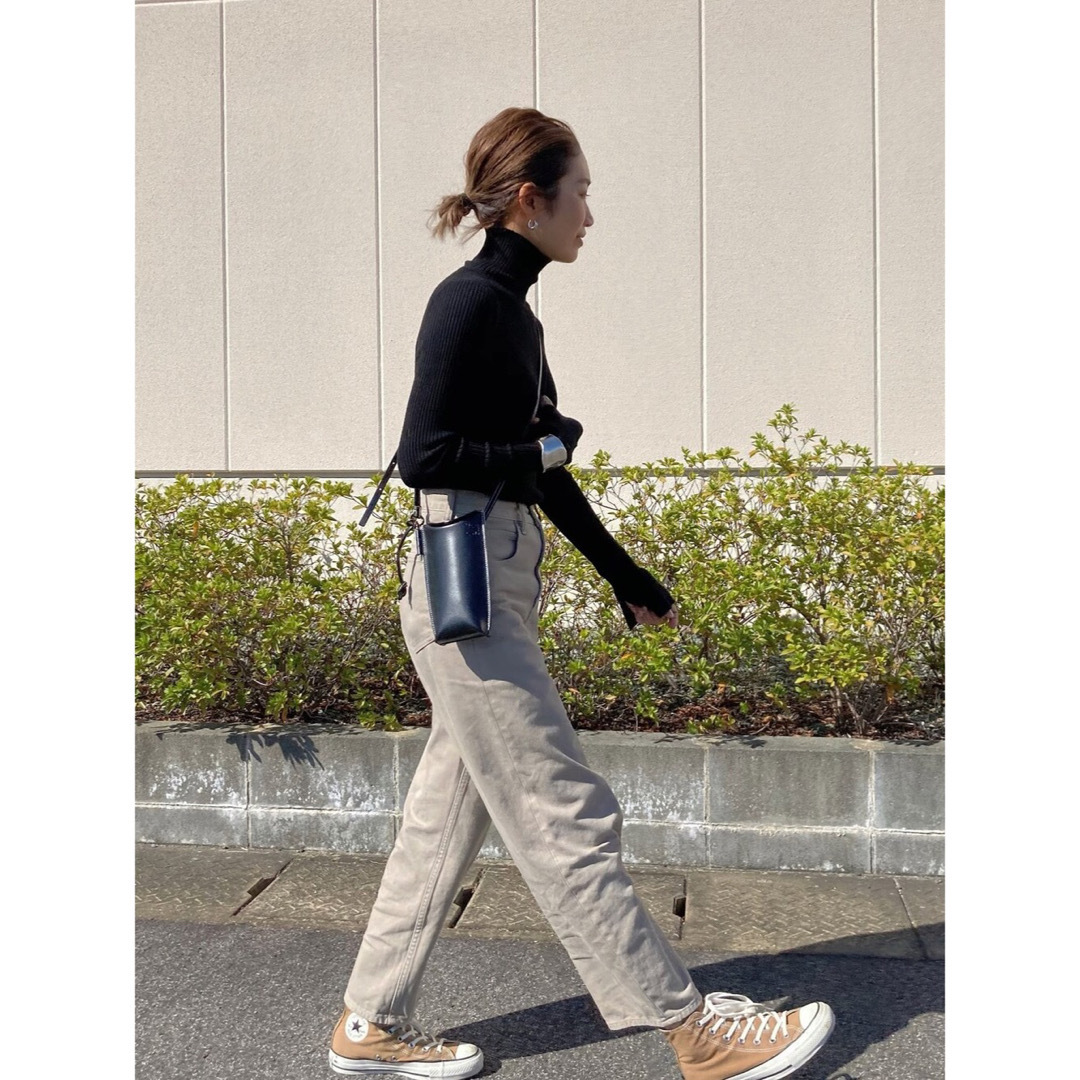 BLACK by moussy(ブラックバイマウジー)のブラックバイマウジー　PUNA color denim レディースのパンツ(デニム/ジーンズ)の商品写真