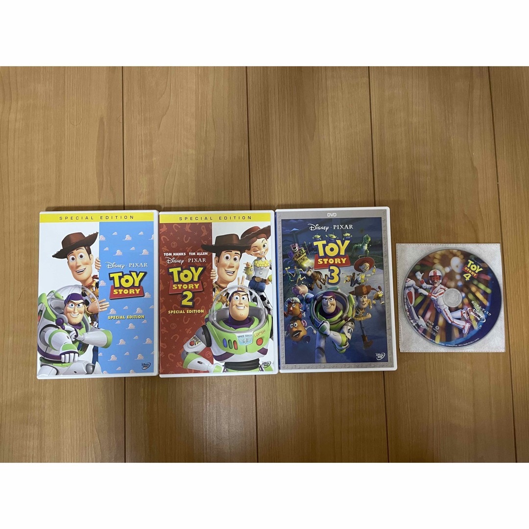 トイストーリー　DVDトロジーセット、トイストーリー4 Blu-ray