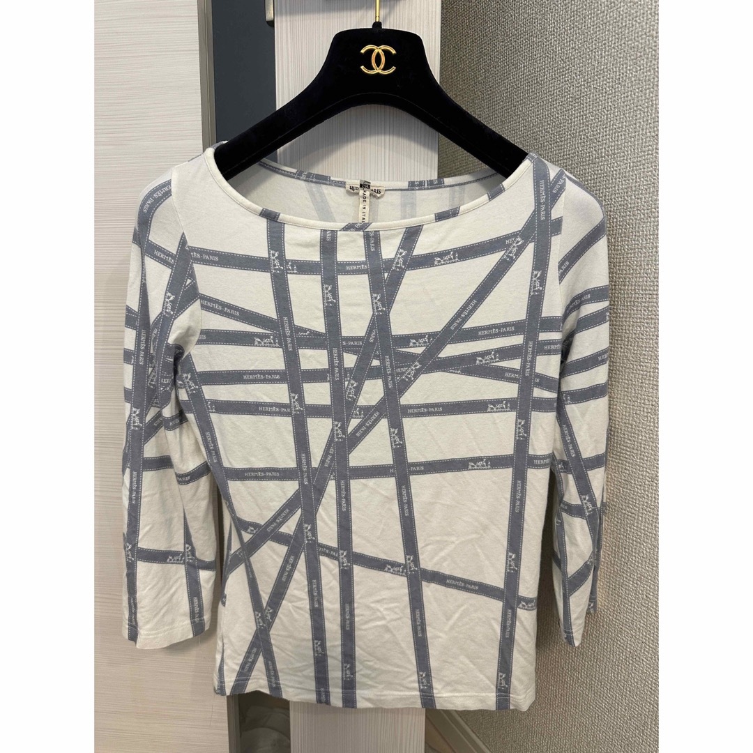 【美品】HERMES????リボン Tシャツ