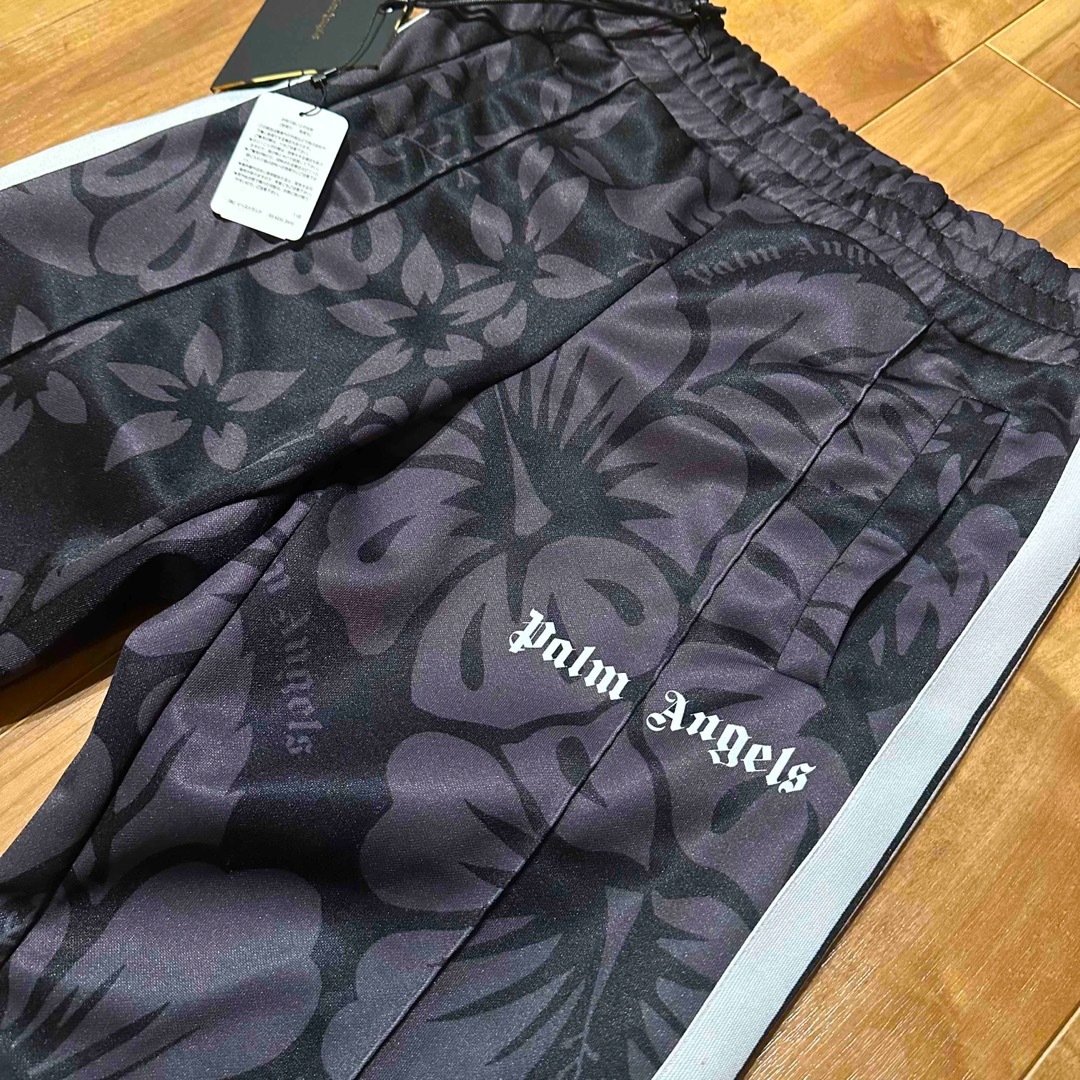 PALM ANGELS(パームエンジェルス)の人気完売品　palm angels トラックパンツ メンズのパンツ(その他)の商品写真