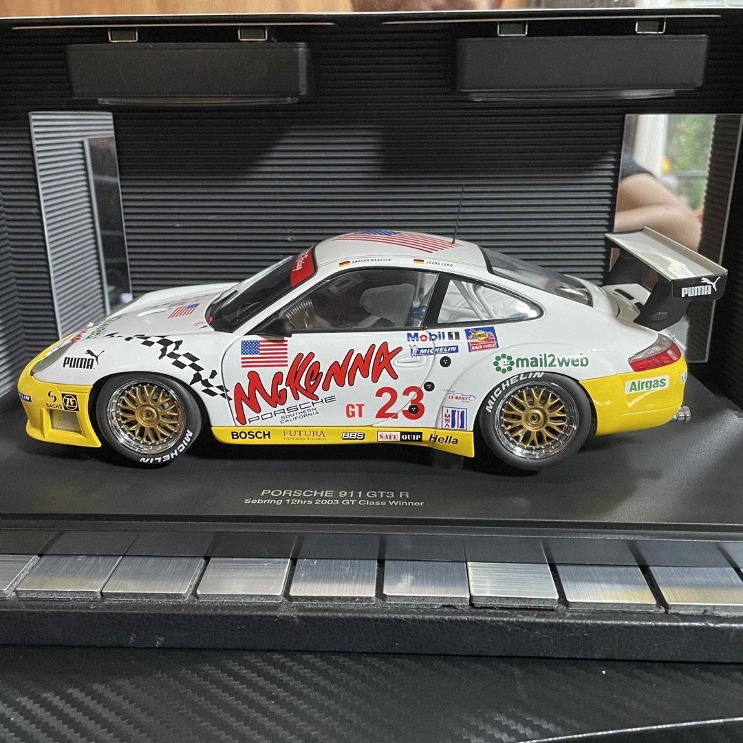 未展示品 オートアート 1/18 ポルシェ911 (996) GT3 2003