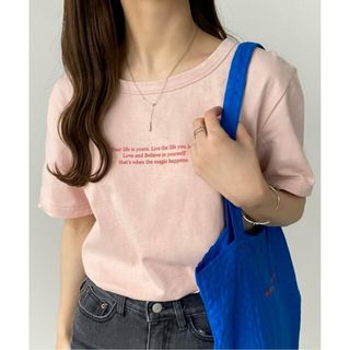 ジュノア(JUNOAH)の【ピンク】callautia ロゴTシャツ(カットソー(長袖/七分))