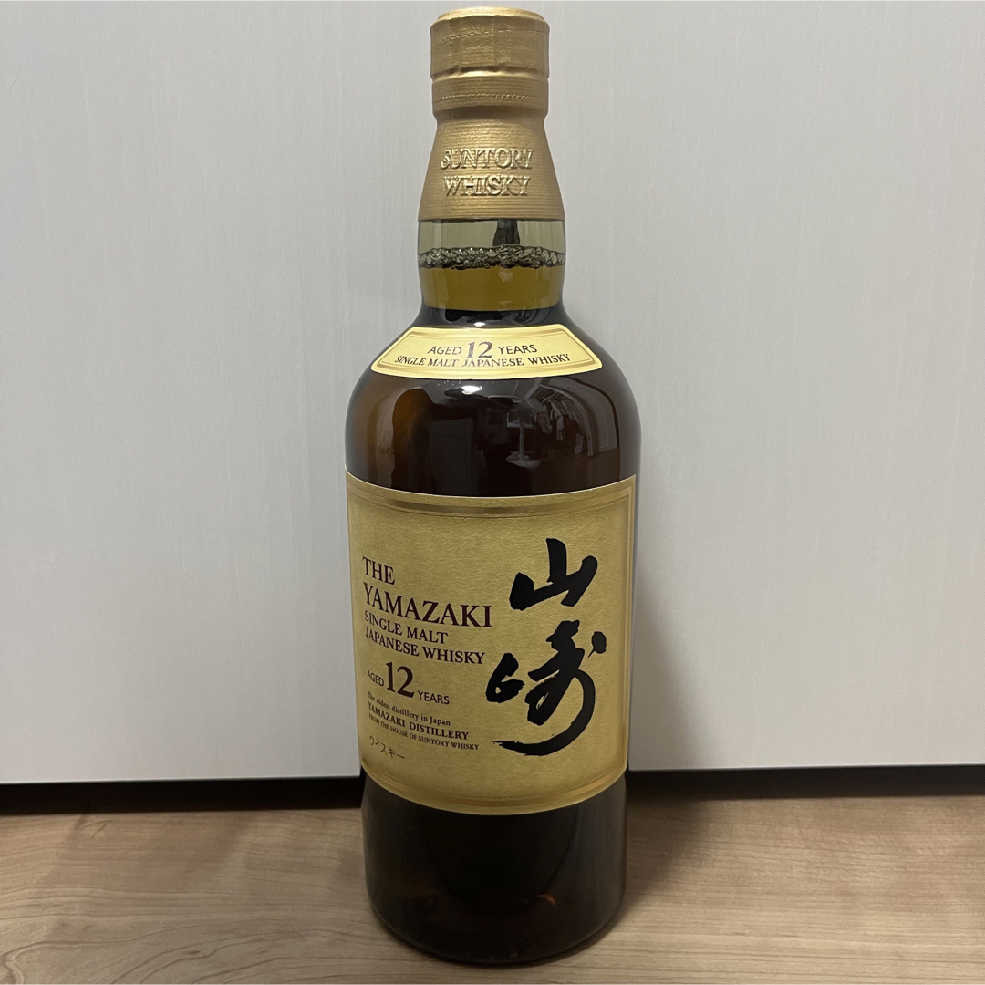 食品/飲料/酒サントリー山崎12年700ml 黒箱付き