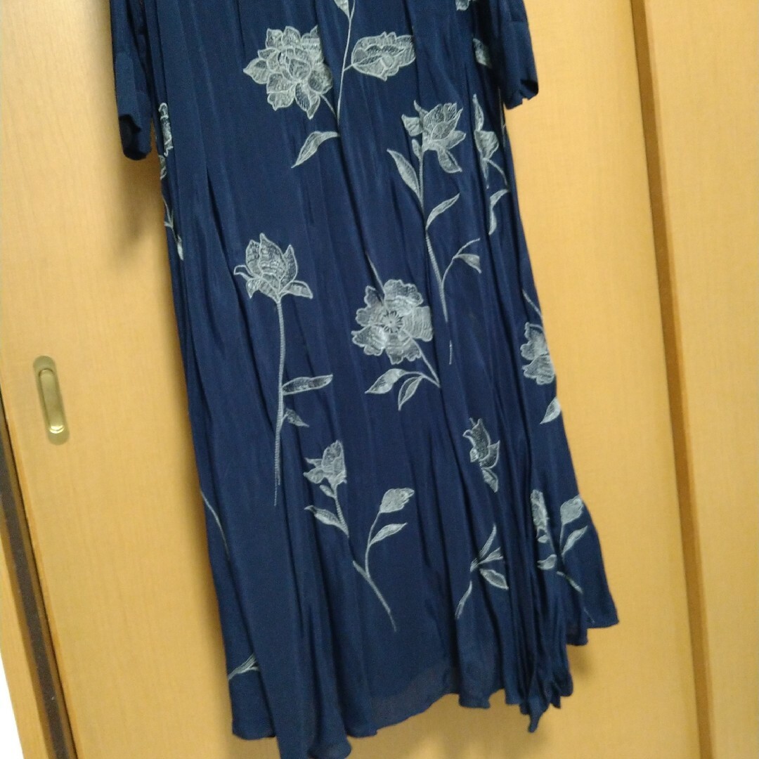 Ameri VINTAGE(アメリヴィンテージ)の1回着用】アメリ AMERI 2WAY FLOWER GARDEN DRESS レディースのワンピース(ロングワンピース/マキシワンピース)の商品写真