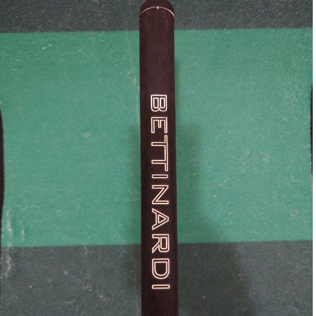 Bettinardi(ベティナルディ)のBETTINARDI BB-ONE-F (2020)　パター スポーツ/アウトドアのゴルフ(クラブ)の商品写真