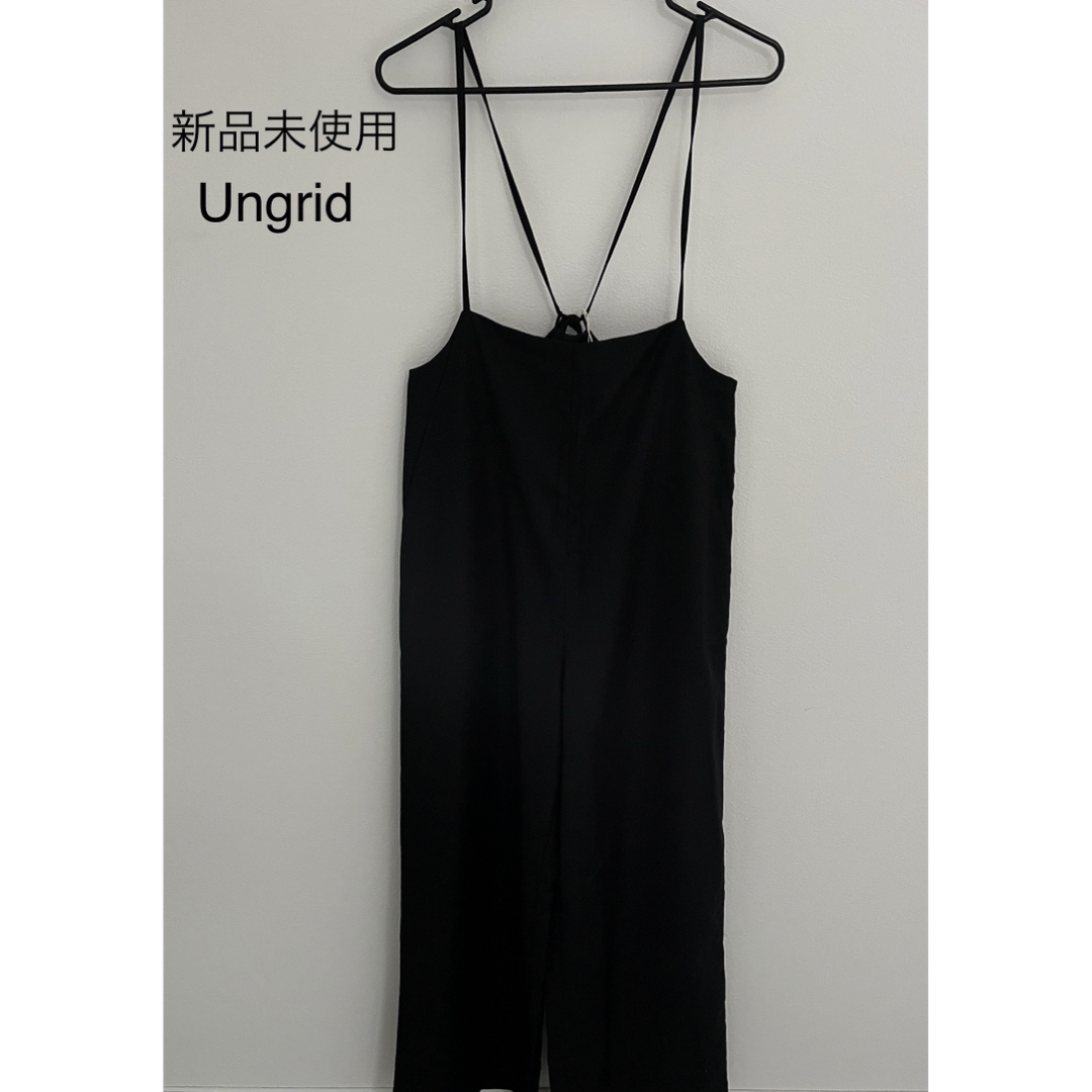 Ungrid(アングリッド)の未使用♦Ungrid サスペンダー付きルーズパンツ レディースのパンツ(カジュアルパンツ)の商品写真