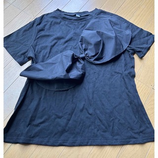 デカいリボンの黒Т(Tシャツ(半袖/袖なし))
