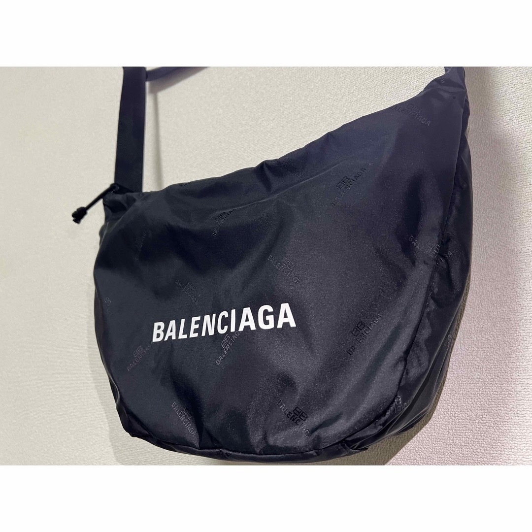 新品未使用　BALENCIAGA ショルダーバック 1