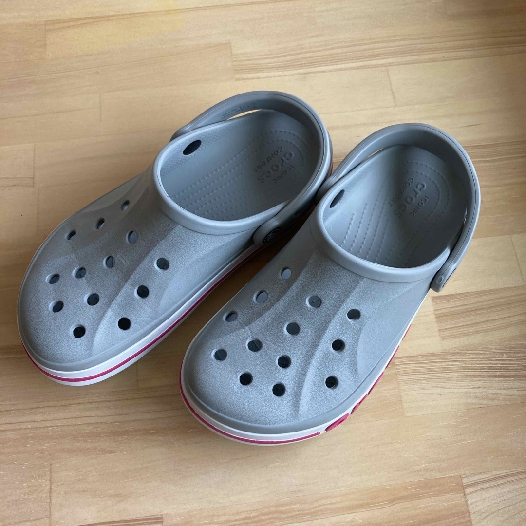 crocs(クロックス)のクロックス(M7)   中古品　さくら様専用 レディースの靴/シューズ(サンダル)の商品写真