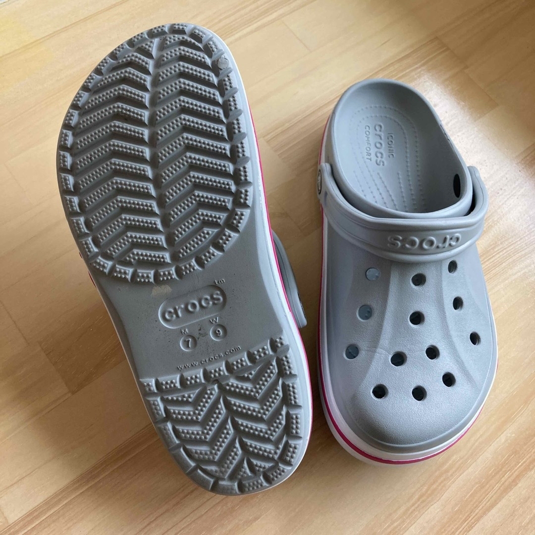 crocs(クロックス)のクロックス(M7)   中古品　さくら様専用 レディースの靴/シューズ(サンダル)の商品写真