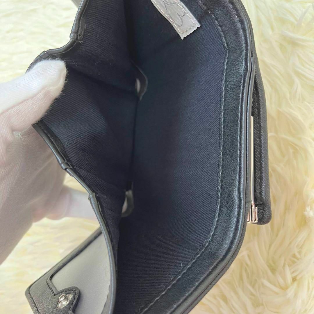 桜 印 新品 ヴィヴィアンウエストウッド オーブ 総柄 がま口 3つ折り