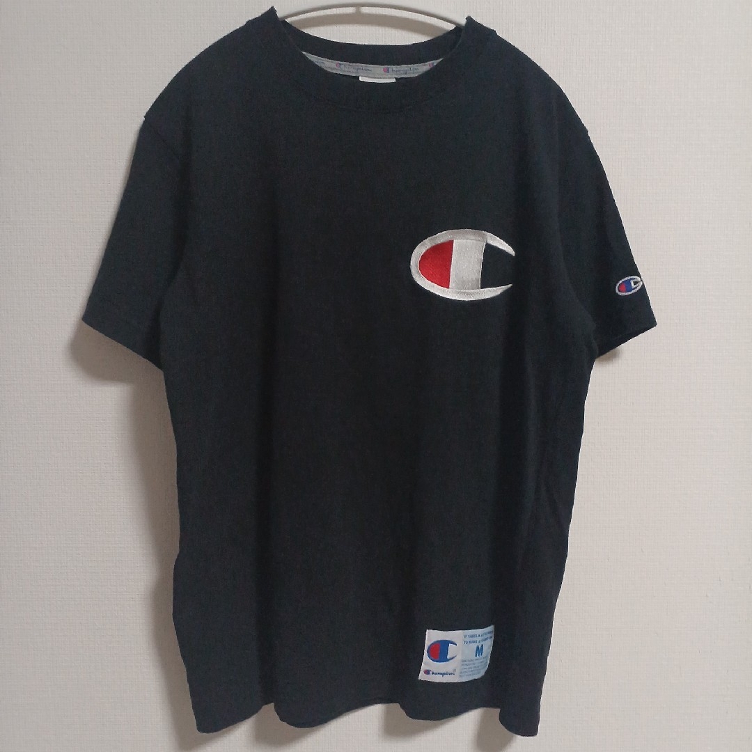 Champion(チャンピオン)の【hana様専用】美品。チャンピオン デカ刺繍ロゴ半袖カットソー メンズのトップス(Tシャツ/カットソー(半袖/袖なし))の商品写真