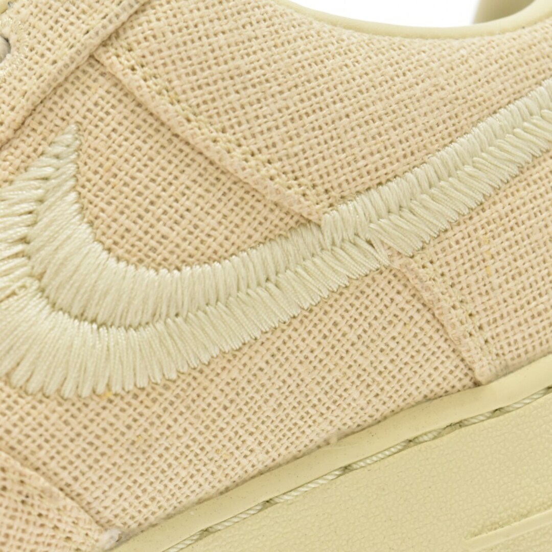 NIKE(ナイキ)のNIKE ナイキ ×STUSSY AIR FORCE 1 LOW FOSSIL ステューシー エアフォース1 ローカットスニーカー フォッシル ベージュ US7.5/26.5 CZ9084-200 メンズの靴/シューズ(スニーカー)の商品写真