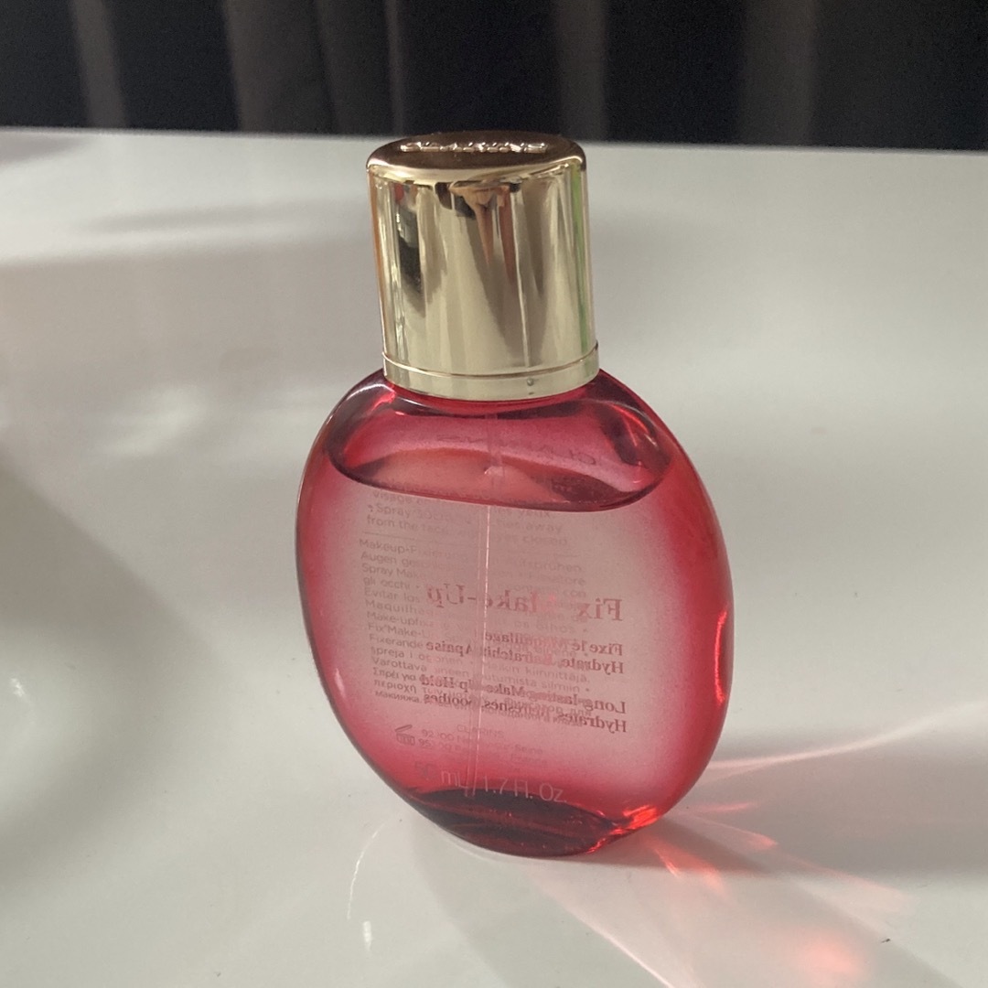 CLARINS(クラランス)のCLARINS クラランス　フィックスメイクアップ　ミスト 50ml コスメ/美容のスキンケア/基礎化粧品(化粧水/ローション)の商品写真