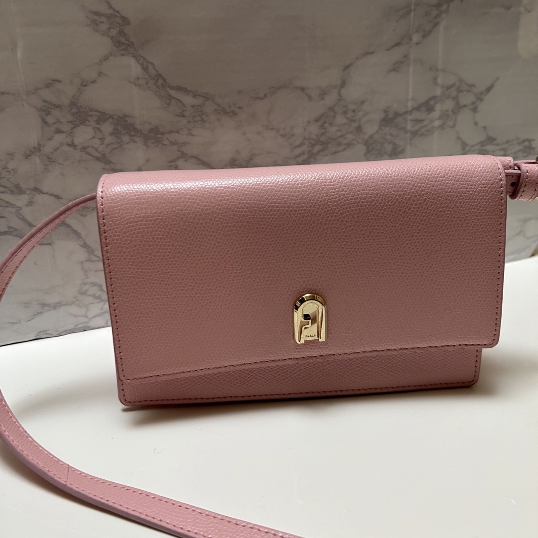 FURLA バッグ　ミニバッグ　ショルダーバッグ　フルラ　新品未使用