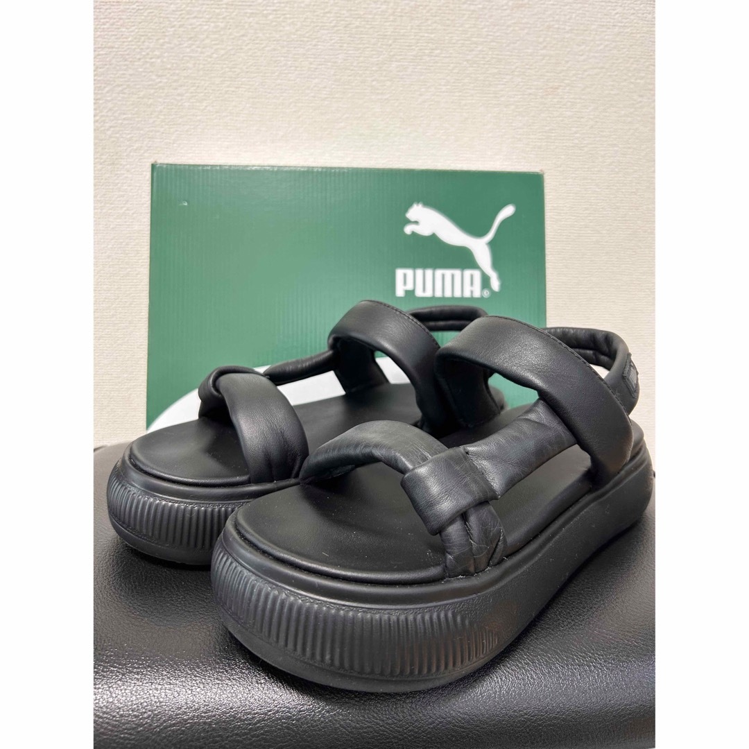 PUMA(プーマ)のPUMA スウェード　マユ　厚底　サンダル　24㎝ レディースの靴/シューズ(サンダル)の商品写真