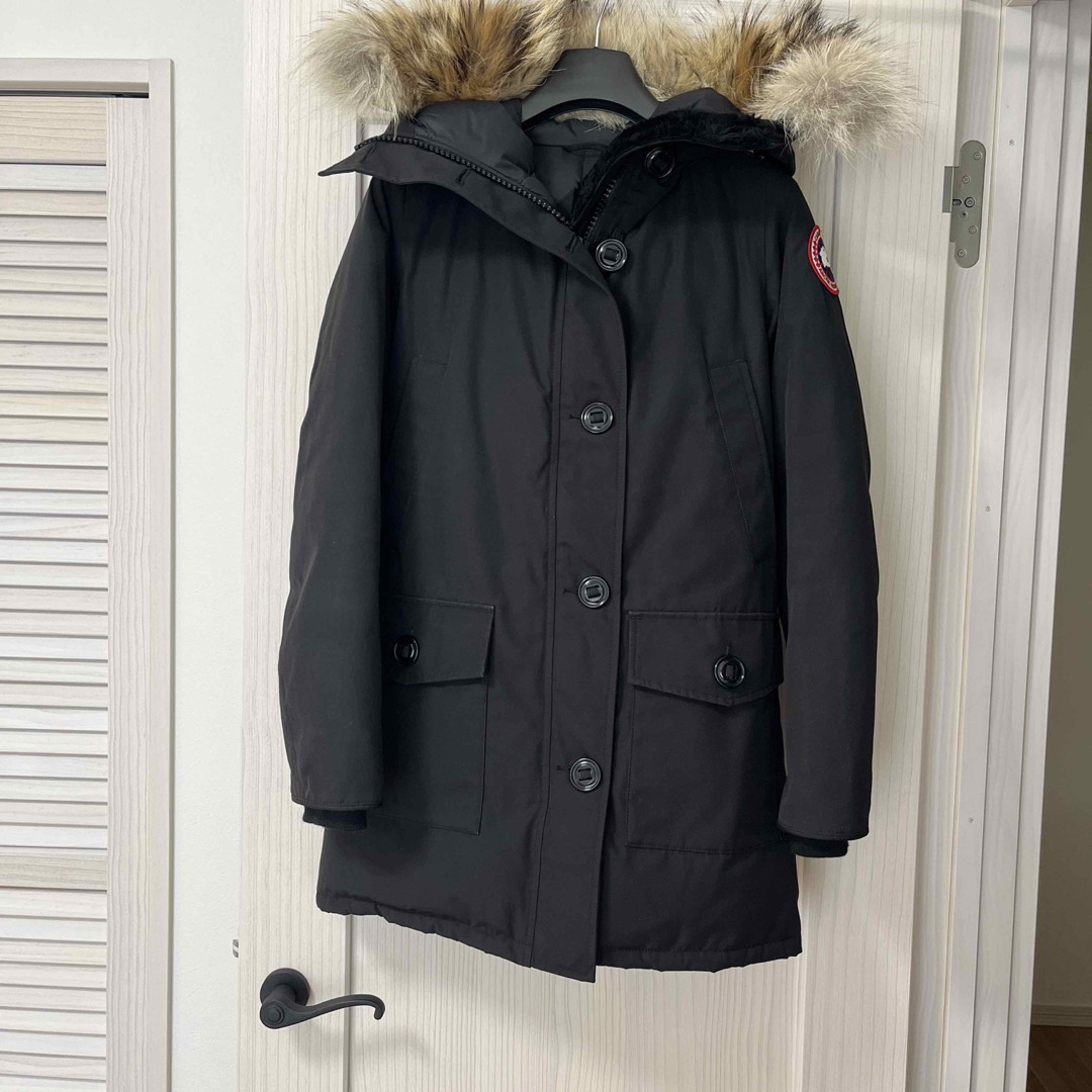 CANADA GOOSE(カナダグース)のカナダグース XS/TP   2月12日までお値下げ レディースのジャケット/アウター(ダウンジャケット)の商品写真