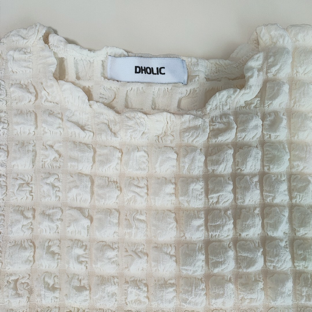 dholic(ディーホリック)のDHOLIC ポコポコブラウス レディースのトップス(シャツ/ブラウス(半袖/袖なし))の商品写真