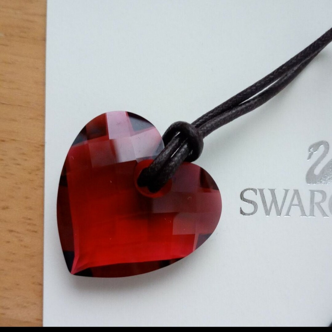 SWAROVSKI - 新品 スワロフスキー クリスタルハート ネックレス SWAROVSKI - 新品 スワロフスキー クリスタルハート ネックレス